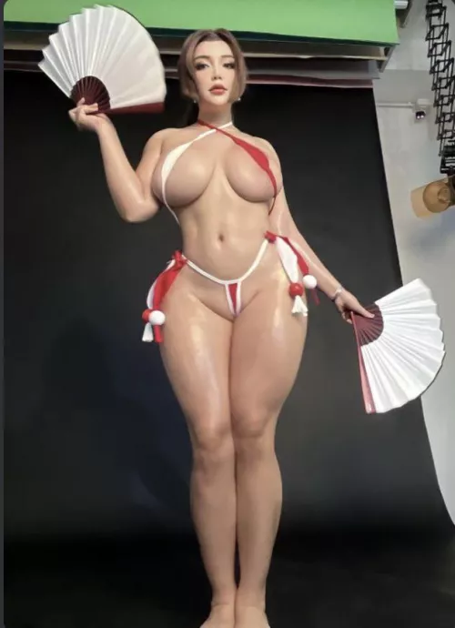 Anybody know who she is?