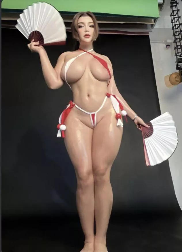 Anybody know who she is?