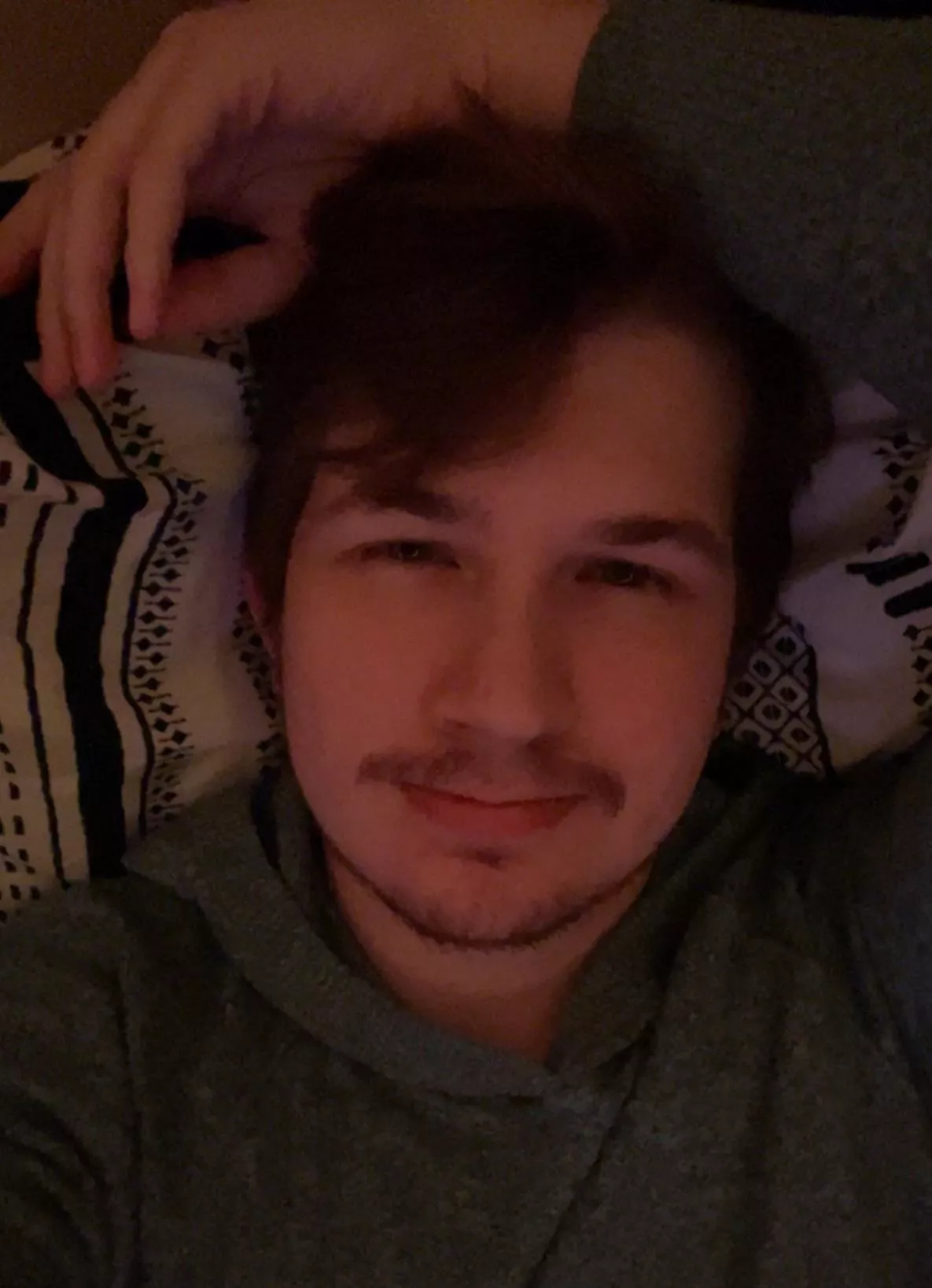 Anyone down for a chat? 😊