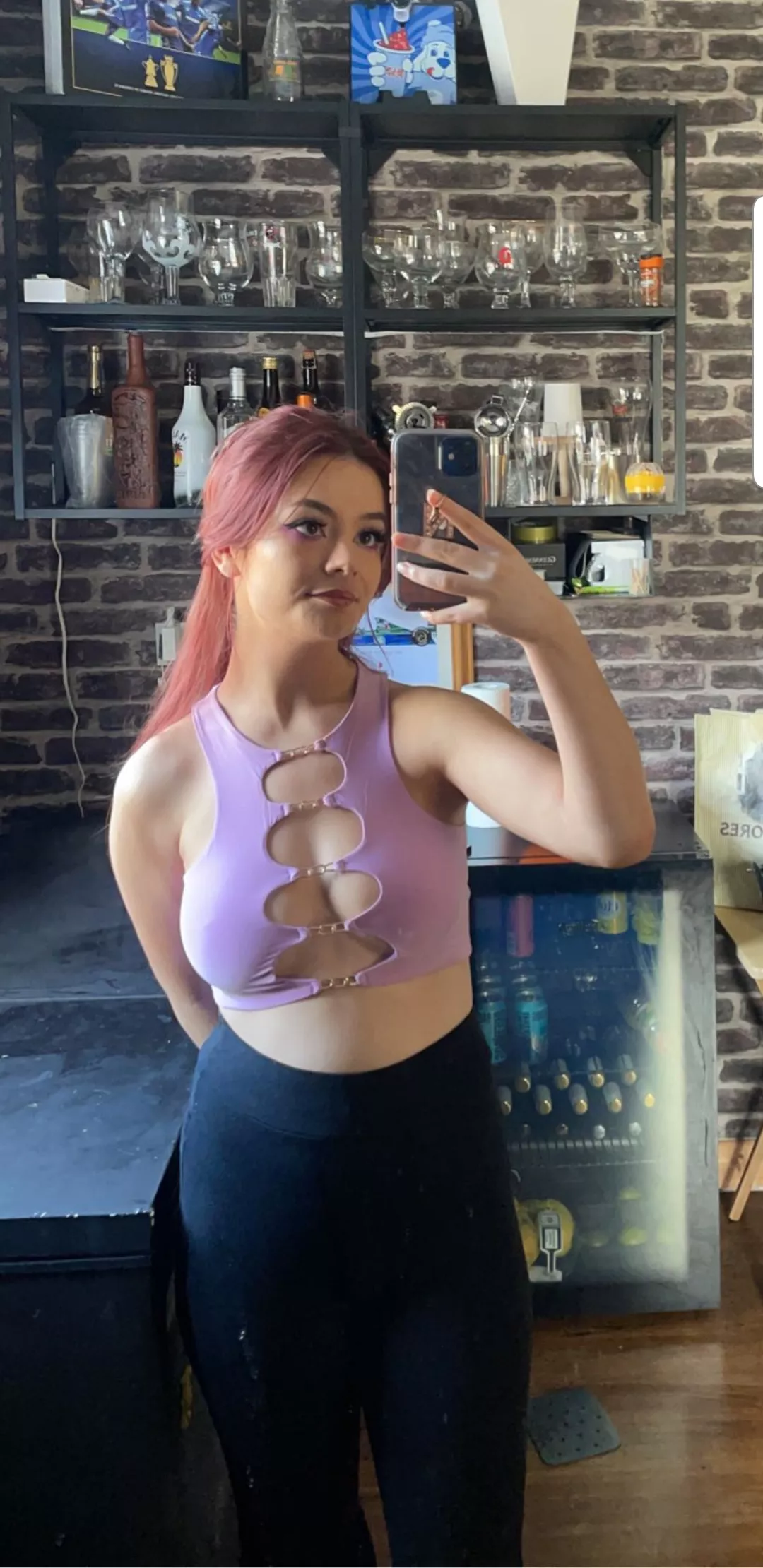 Best dick pic sent to me gets her nudes