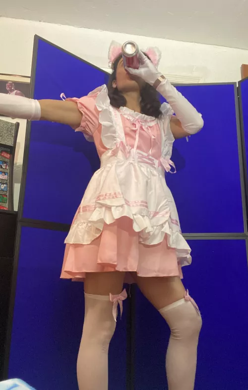 Can I be your personal femboy maid? 😽