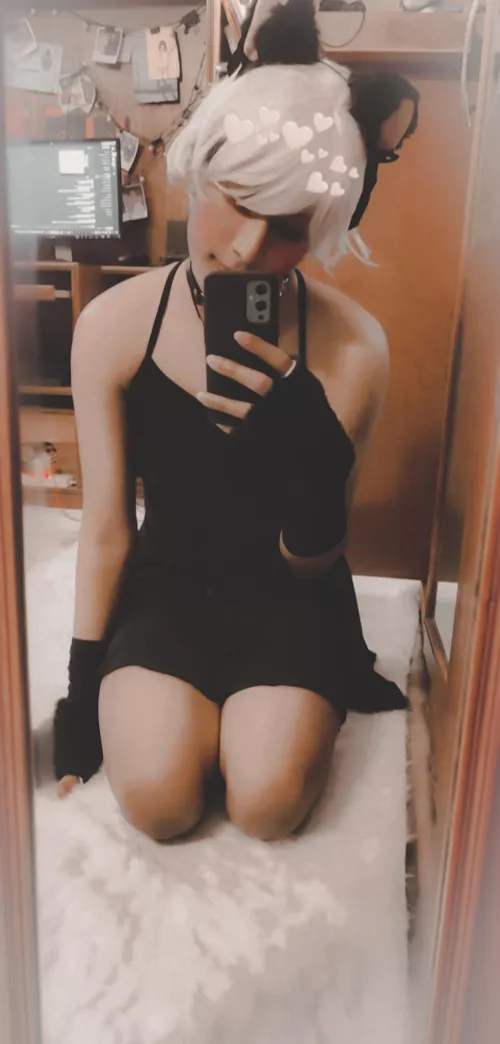 can we hold hands? ^∆^