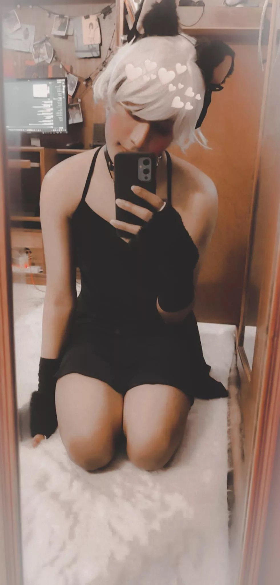 can we hold hands? ^∆^