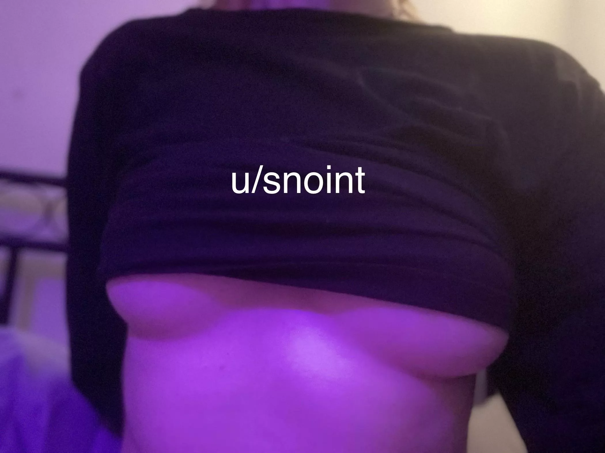 come to pull up the t-shirt?