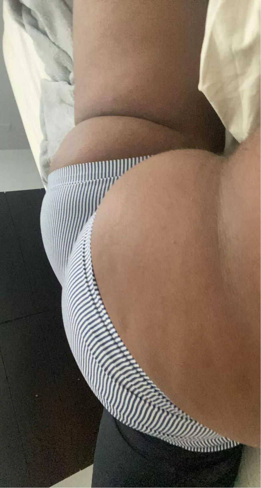 Do fat asses count here