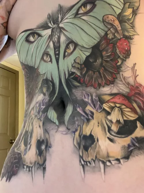 Do you guise like black holes? 🕳️