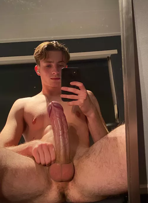 Feeling big today! 🍆💦