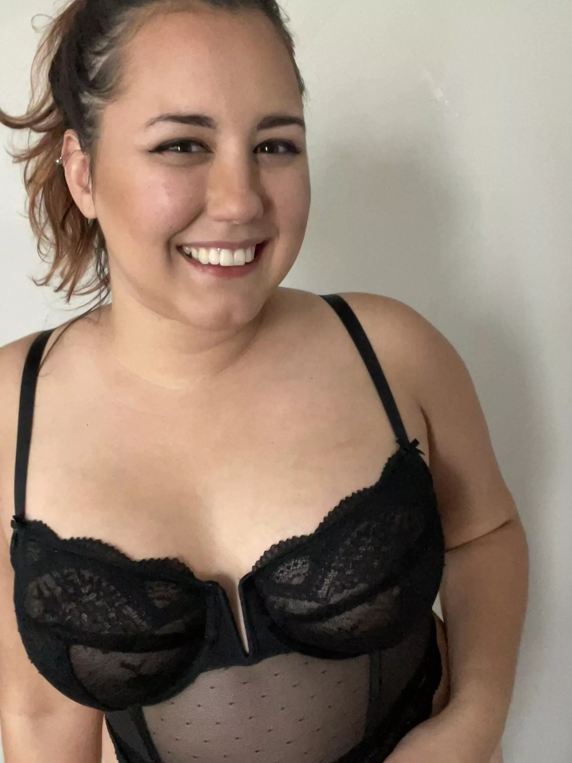 [f]eeling cute in my new lingerie