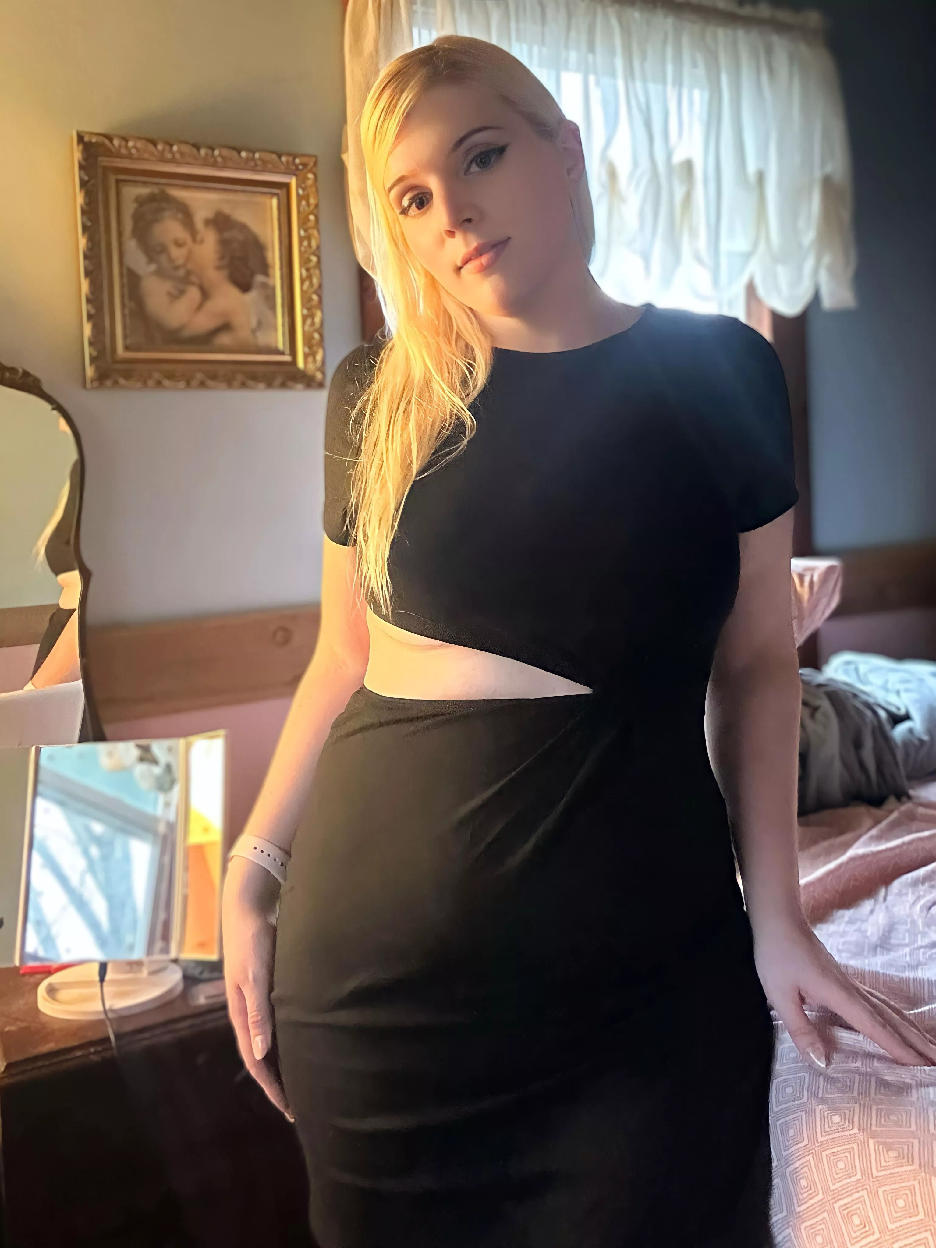 Got this dress as a gift 💖 You like?