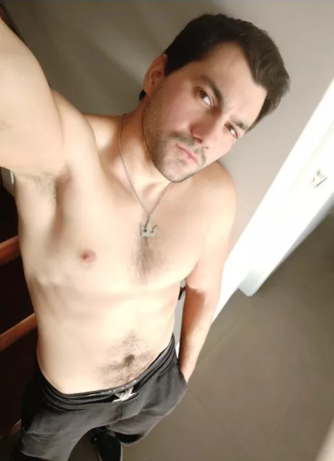 Hiya, good morning! 😊 (I hope they don't delete my post this time)