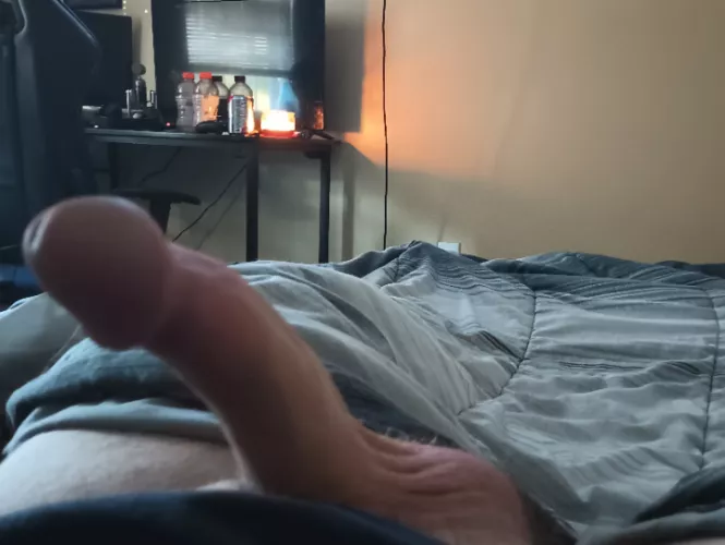 Hmu let's talk a little 😁 down to make friends 😘