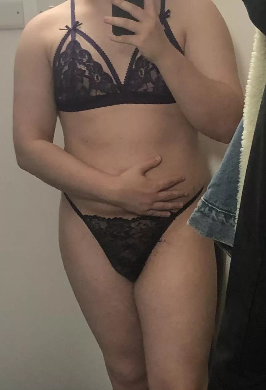 Home alone, this is how I walk around