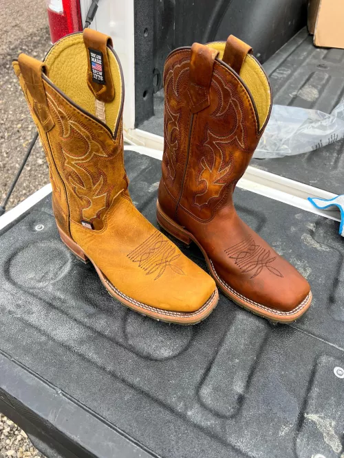 How would I change the color to the right permanently? I used conditioner but the color went almost back to normal after a day.