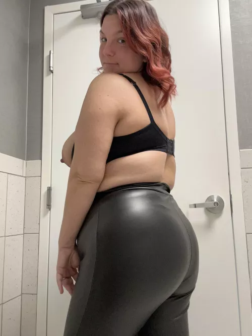 How’s my ass look in these?