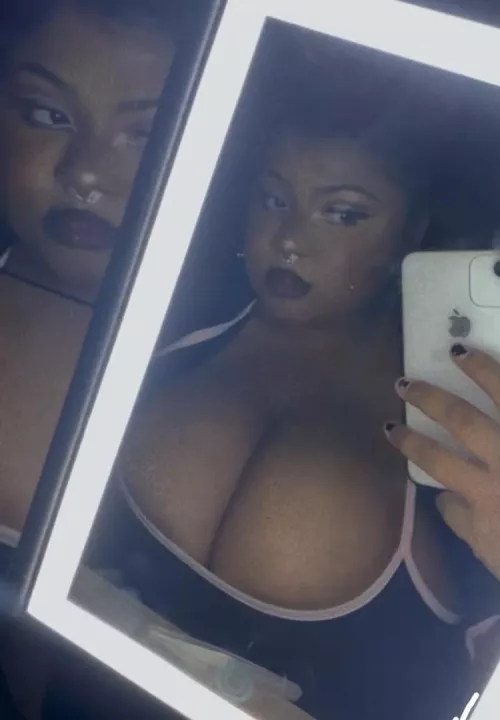 I didn’t know my messages weren’t working. 🫢 Anywho, where’s the bwc?