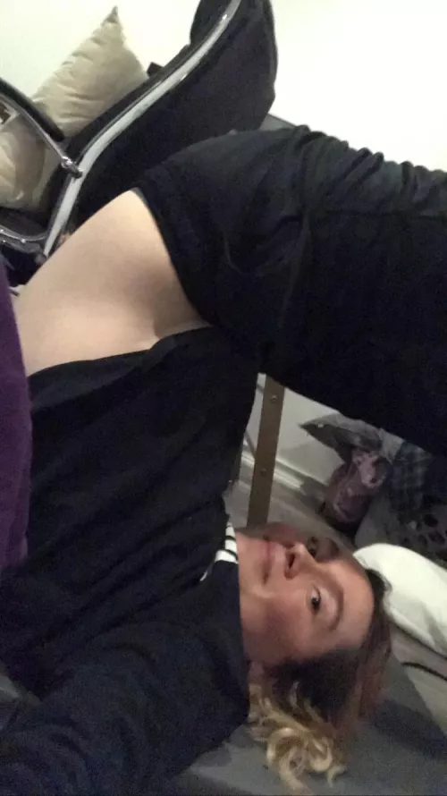 I fucking LOVE this stretch. It’s not even a sexual thing, it’s just so fun to do.