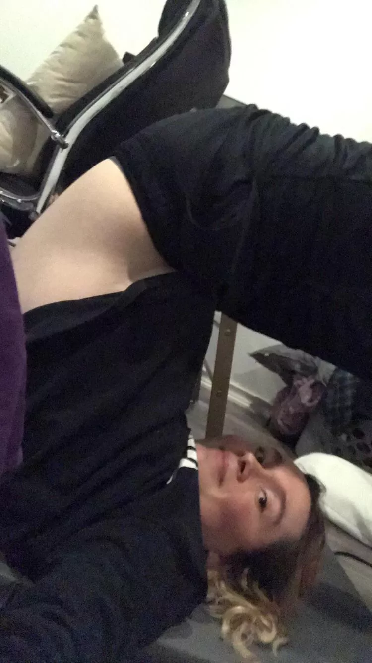 I fucking LOVE this stretch. It’s not even a sexual thing, it’s just so fun to do.