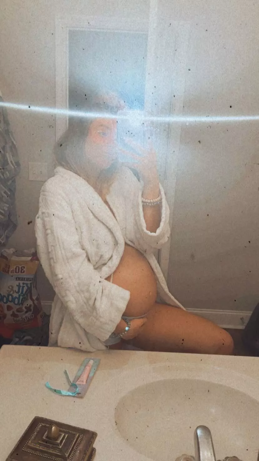 I get turned on showing you guys my dirty things