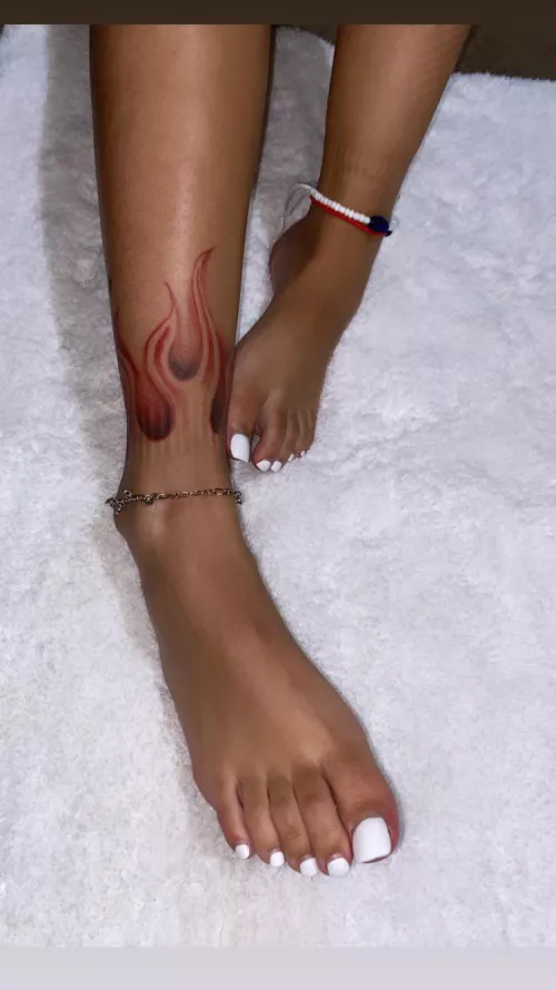 I hope my pretty feet makes your day better 🥵👣🥰