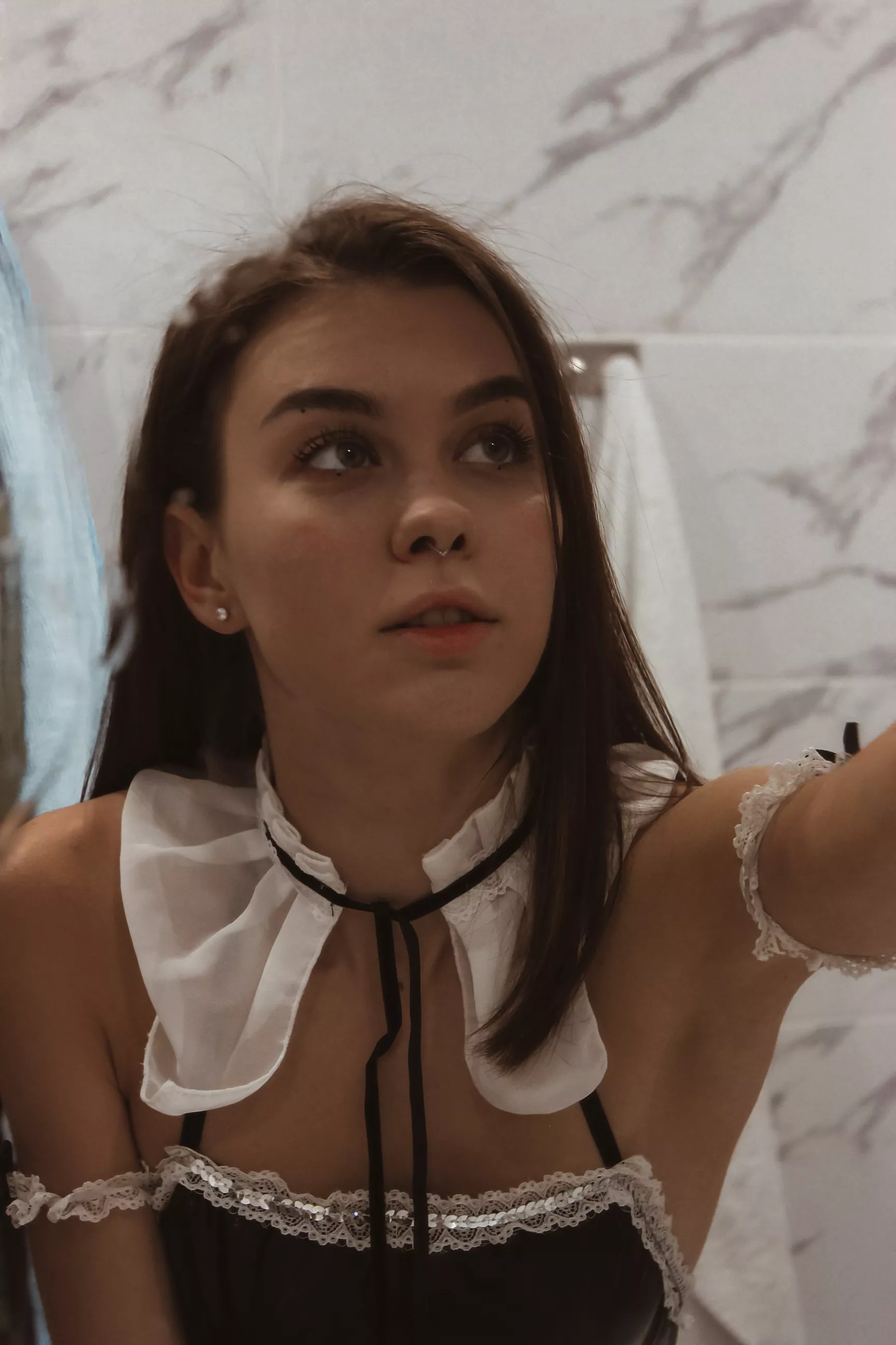 I look like a little girl... Is it true? 😏💕