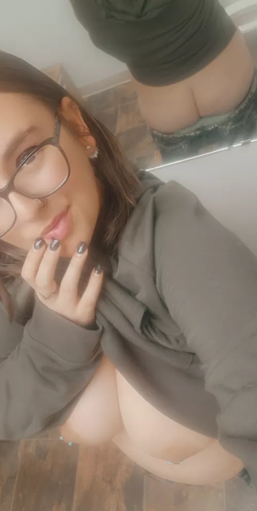 I need to be spanked 😈