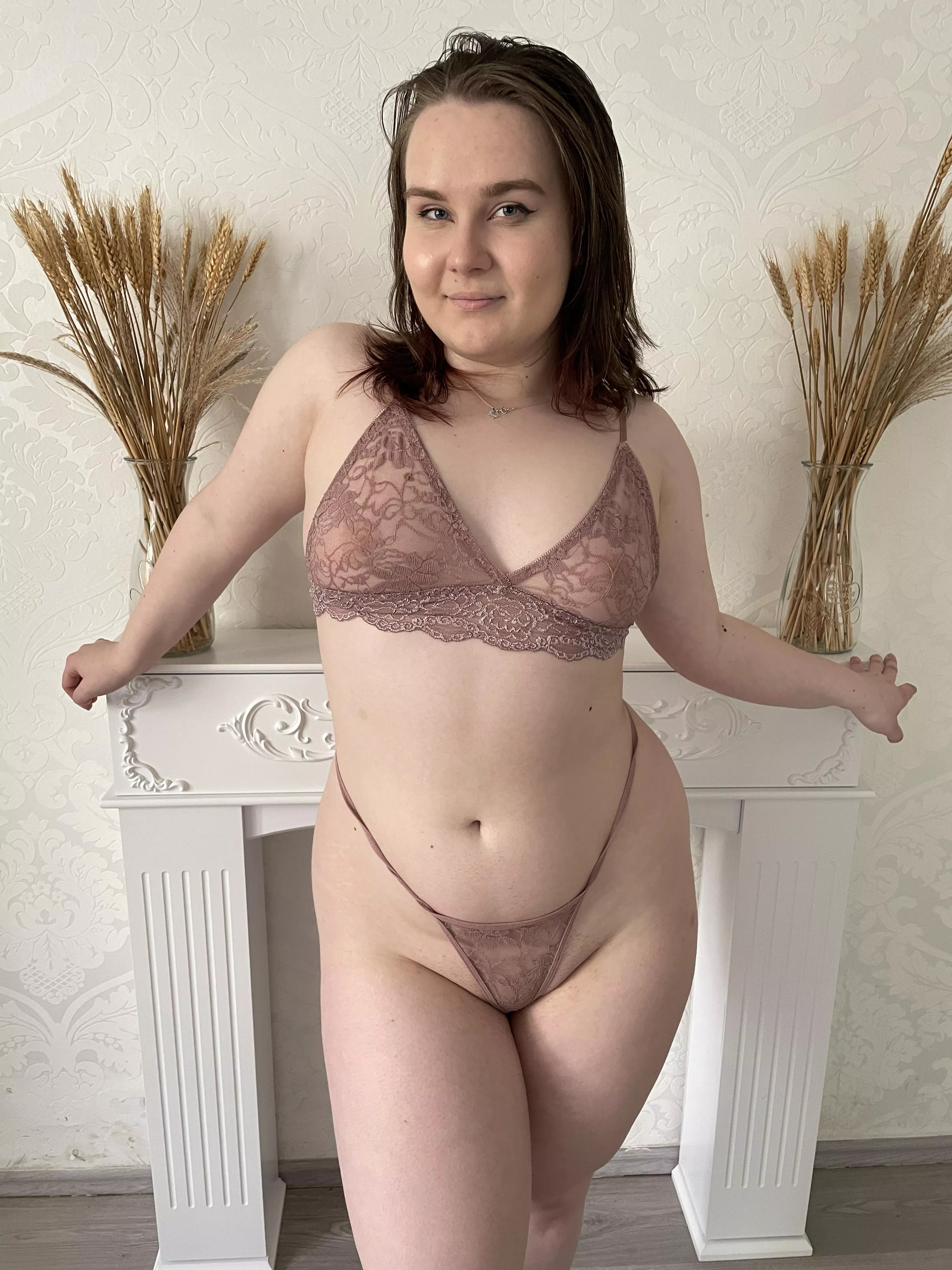 I started to rub my pussy all alone..