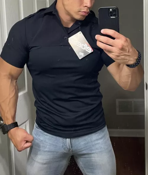 I think I’ll keep this shirt 😏