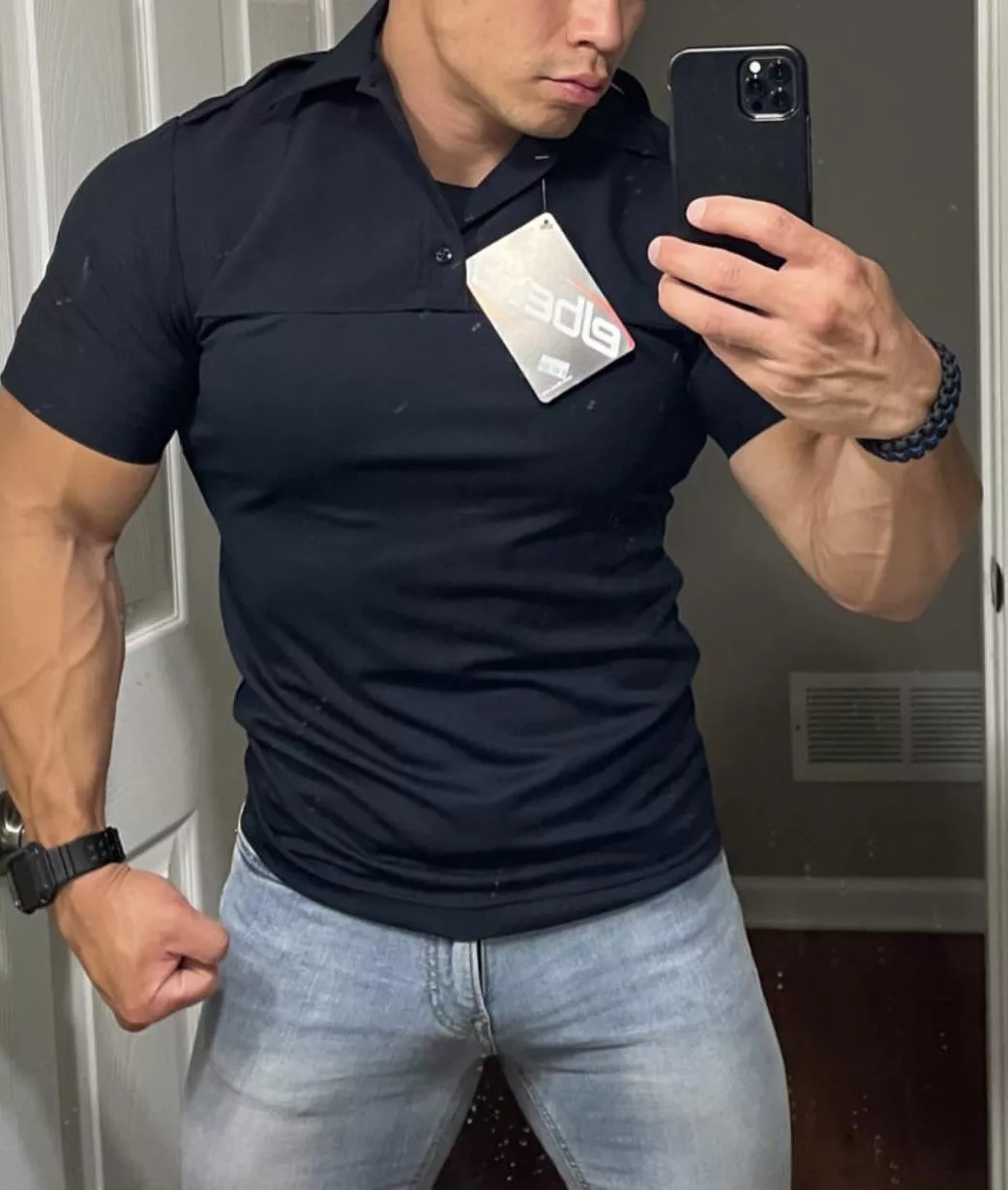 I think I’ll keep this shirt 😏