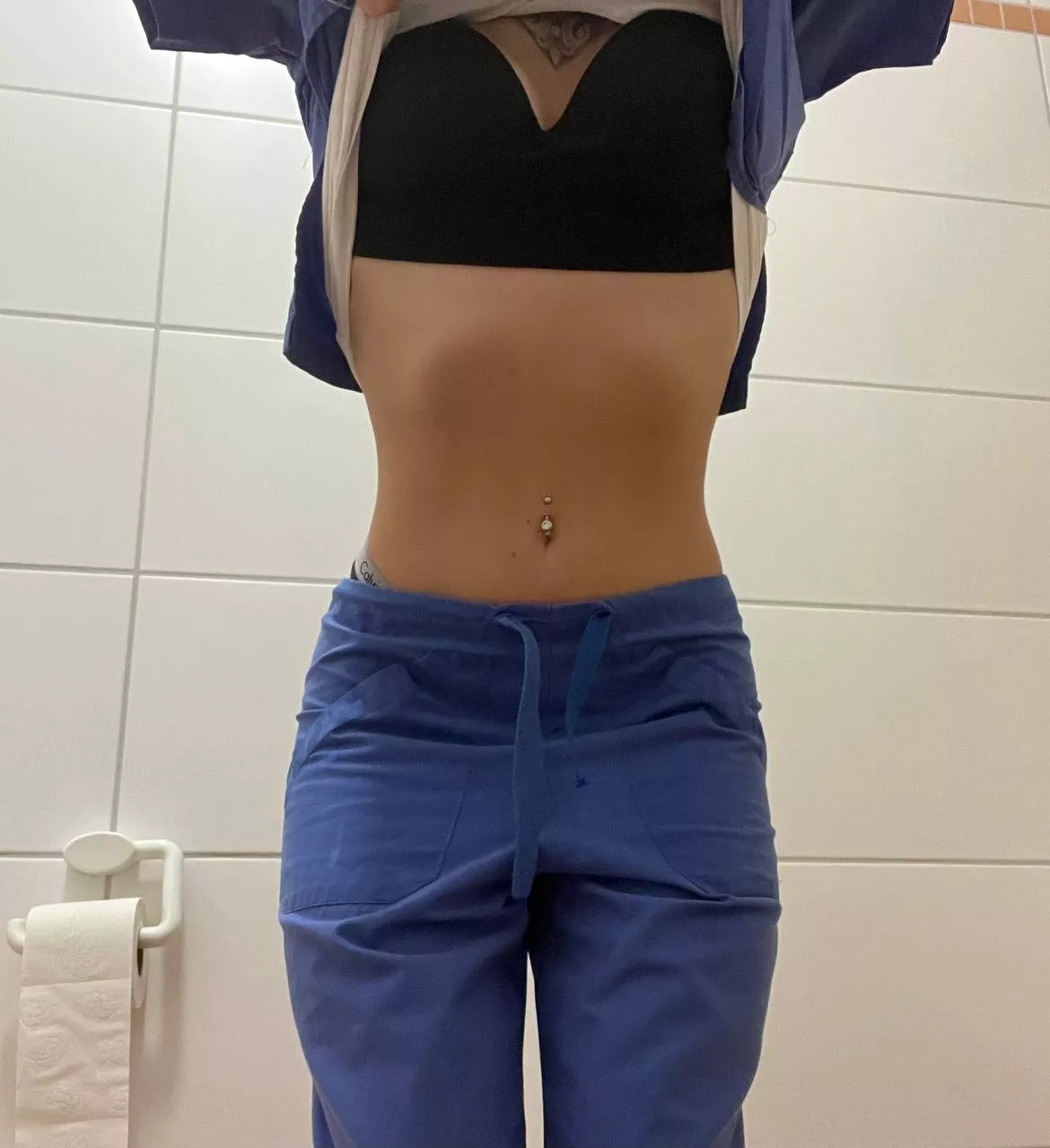 I'm skinny enough for you?😚