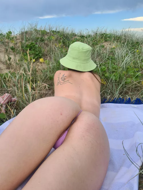 imagine the things we could do on the beach hehe