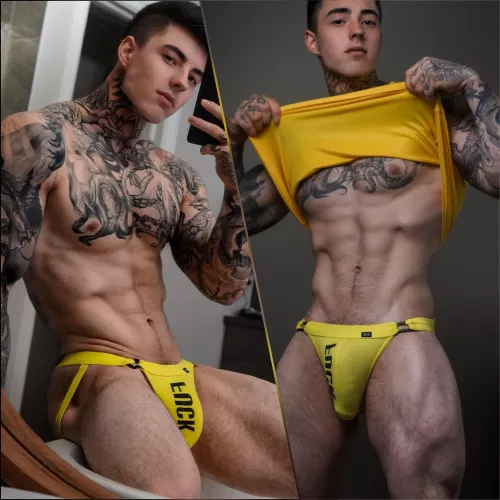 Is anyone a fan of the color yellow?