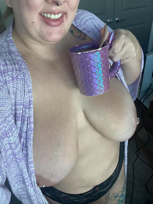 It’s almost [F]ridayyyyy 🙌🏼