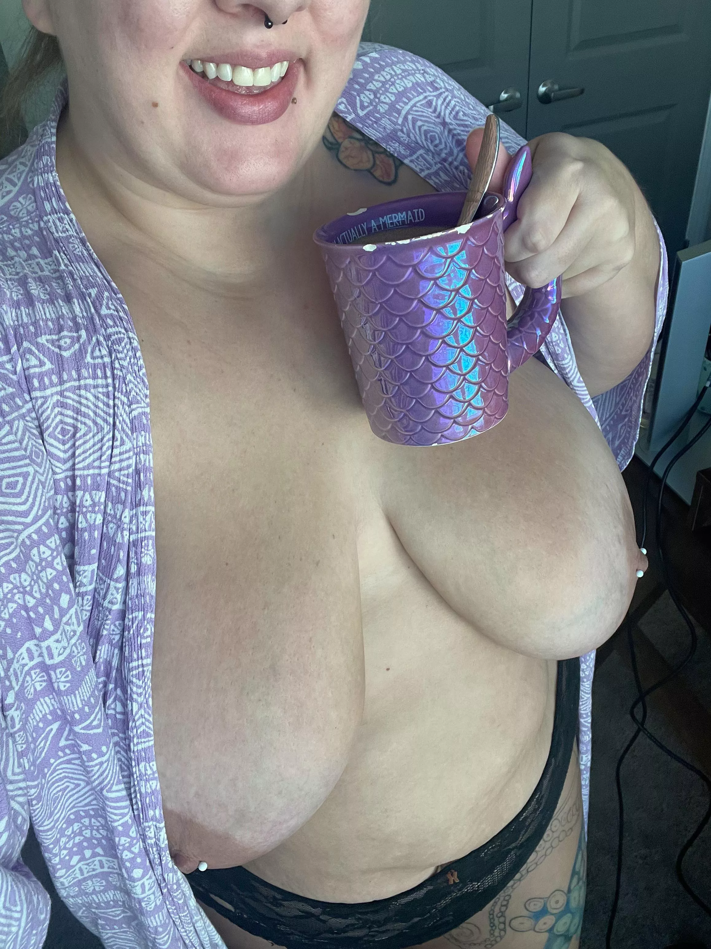 It’s almost [F]ridayyyyy 🙌🏼