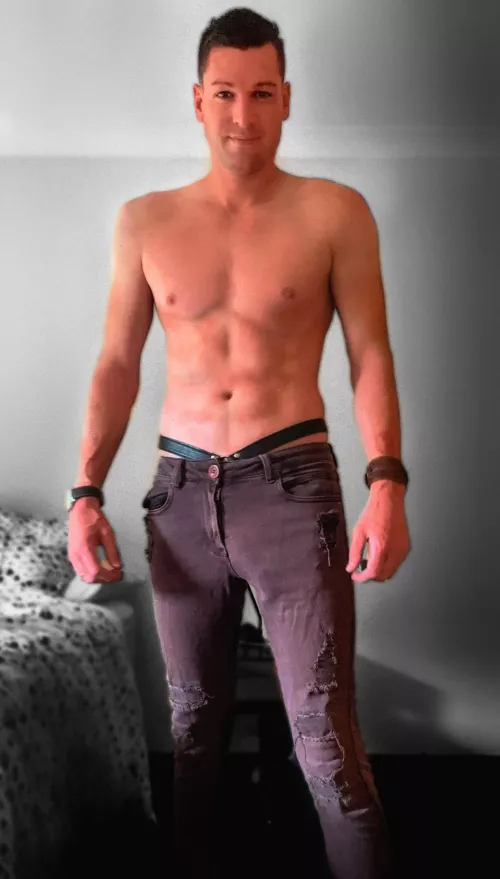 It’s summer time here, todays outfit as I work outside. ☀️🥵