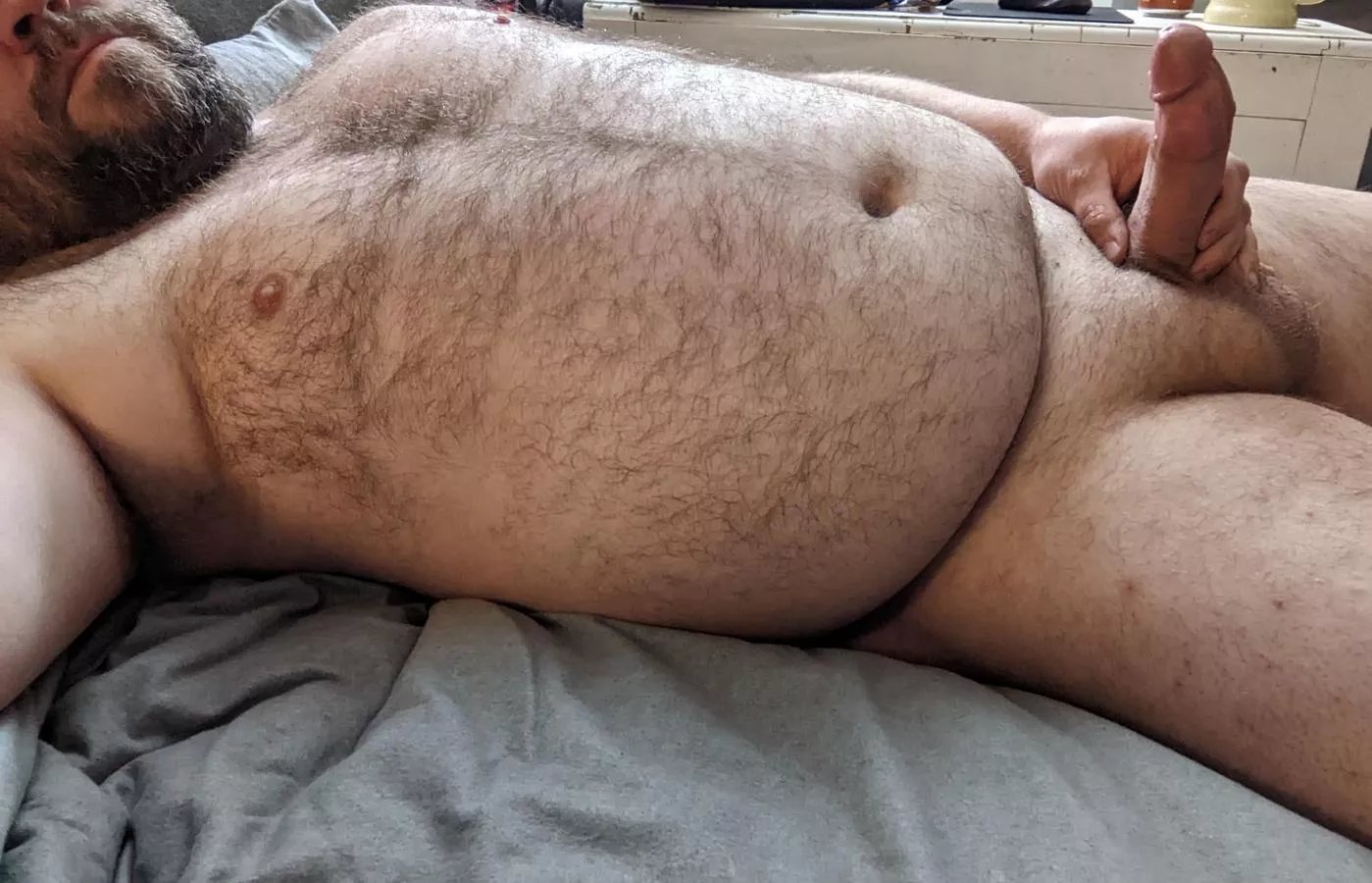 I've got fresh new sheets, anyone want to come help me break them in? DMs always open!