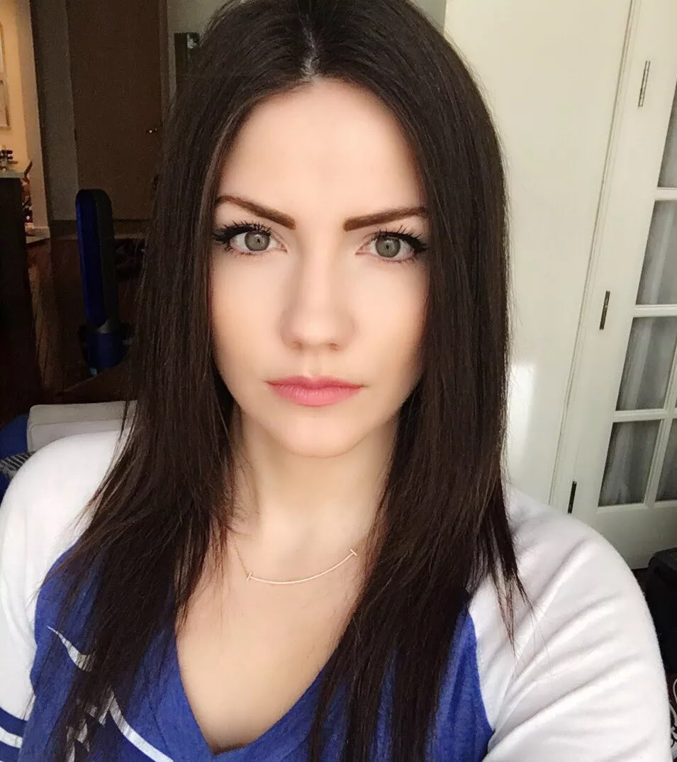 KayPea, League of Legends Streamer