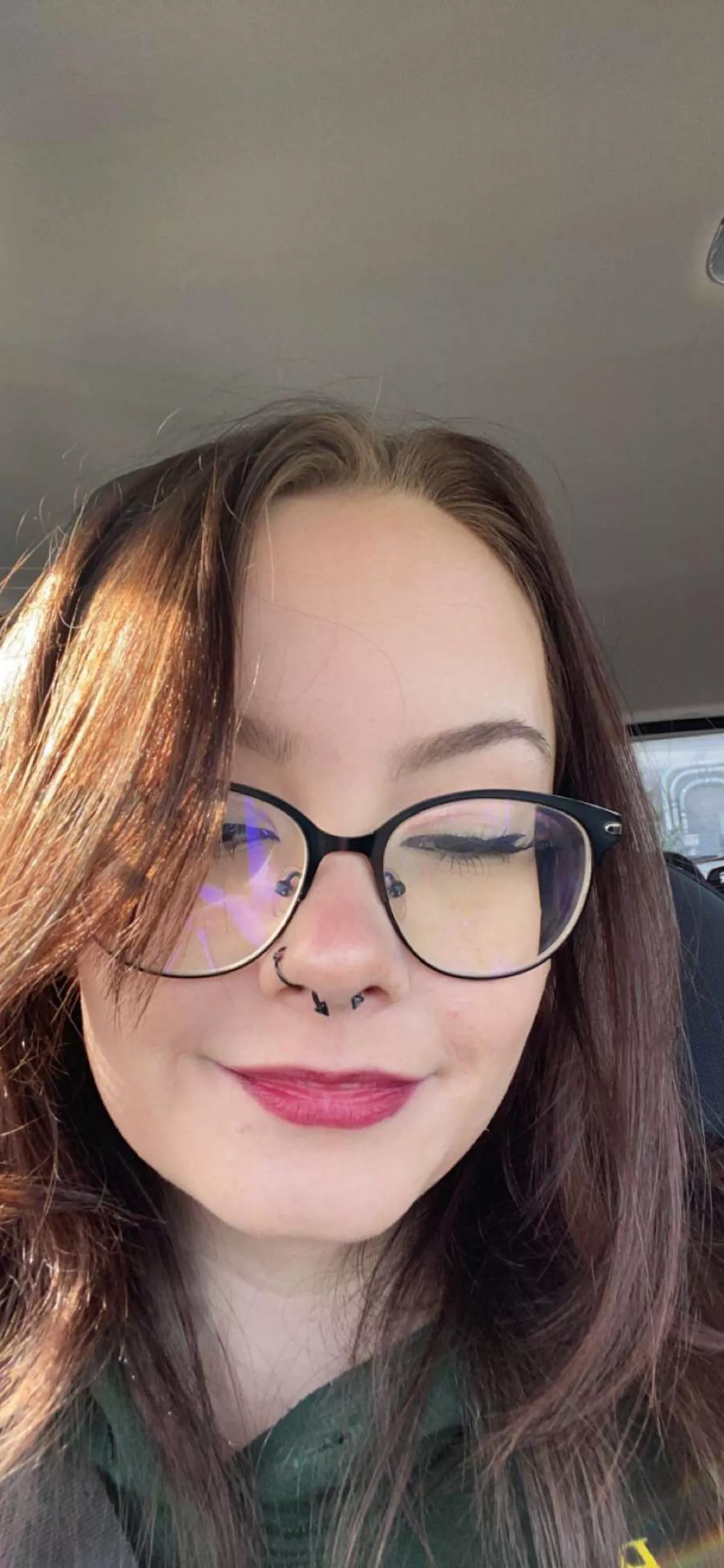 Let’s fuck and then you cum all over my glasses