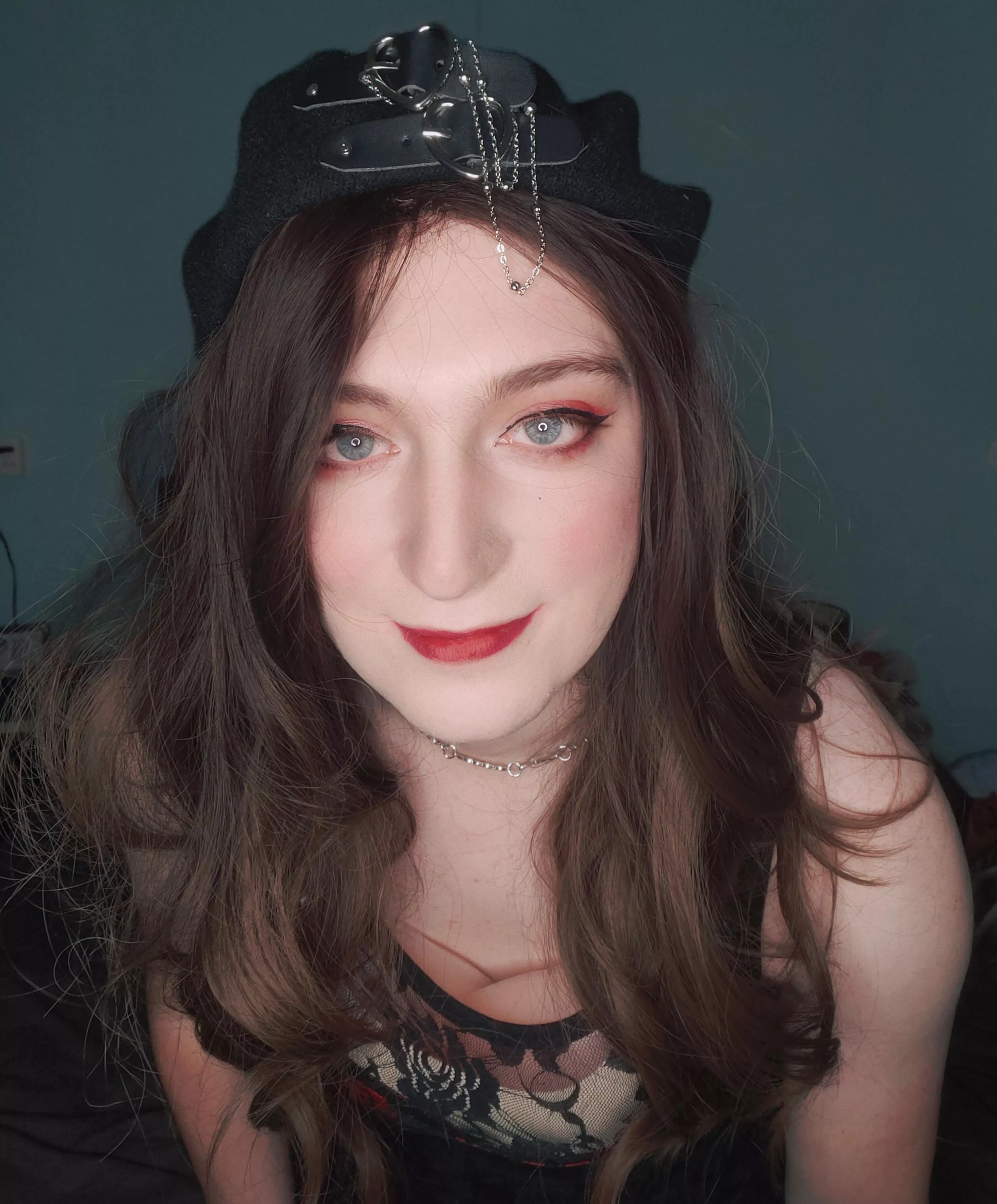 My lips tastes like strawberries, come and see for yourself.