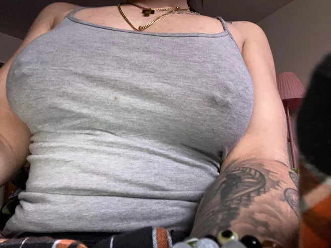 Perfect shirt to show of my pokies