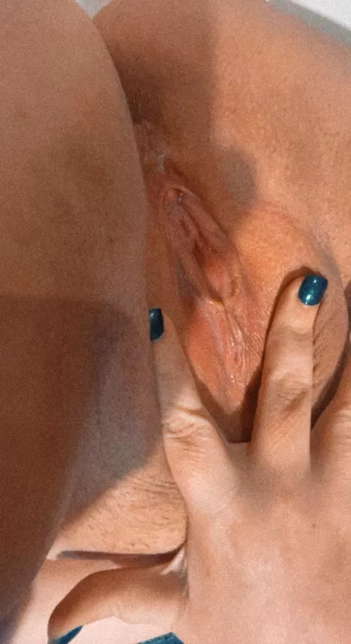 Please rate my pussy