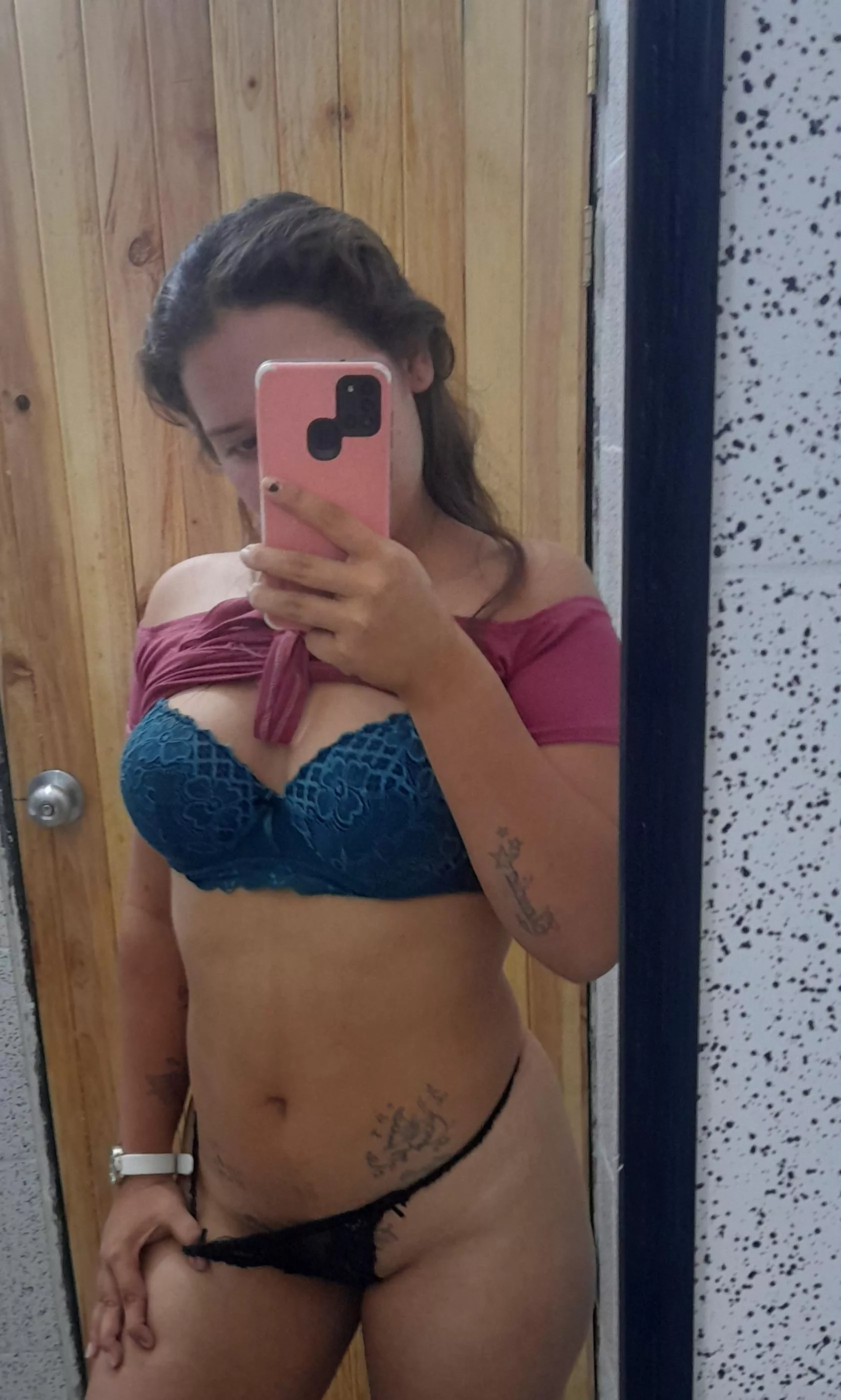 [Selling]🔥(20) years old [F] 🐇 latina lady looking for my SD♦️ (custom pics and vids 📸, private cam and sex tapes , sexting or GFE 🎀 ) i can verified ✔ Kik : Fanimendez_20 Snapchat : fanimendez354 (ONLY PAYPAL🤑)