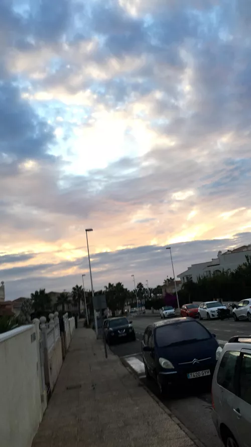 Sellingnoodz037 is acc the best acc on snap for getting nudes. U give her like a fiver and she’ll literally do anything plus she’s so so fine 😩