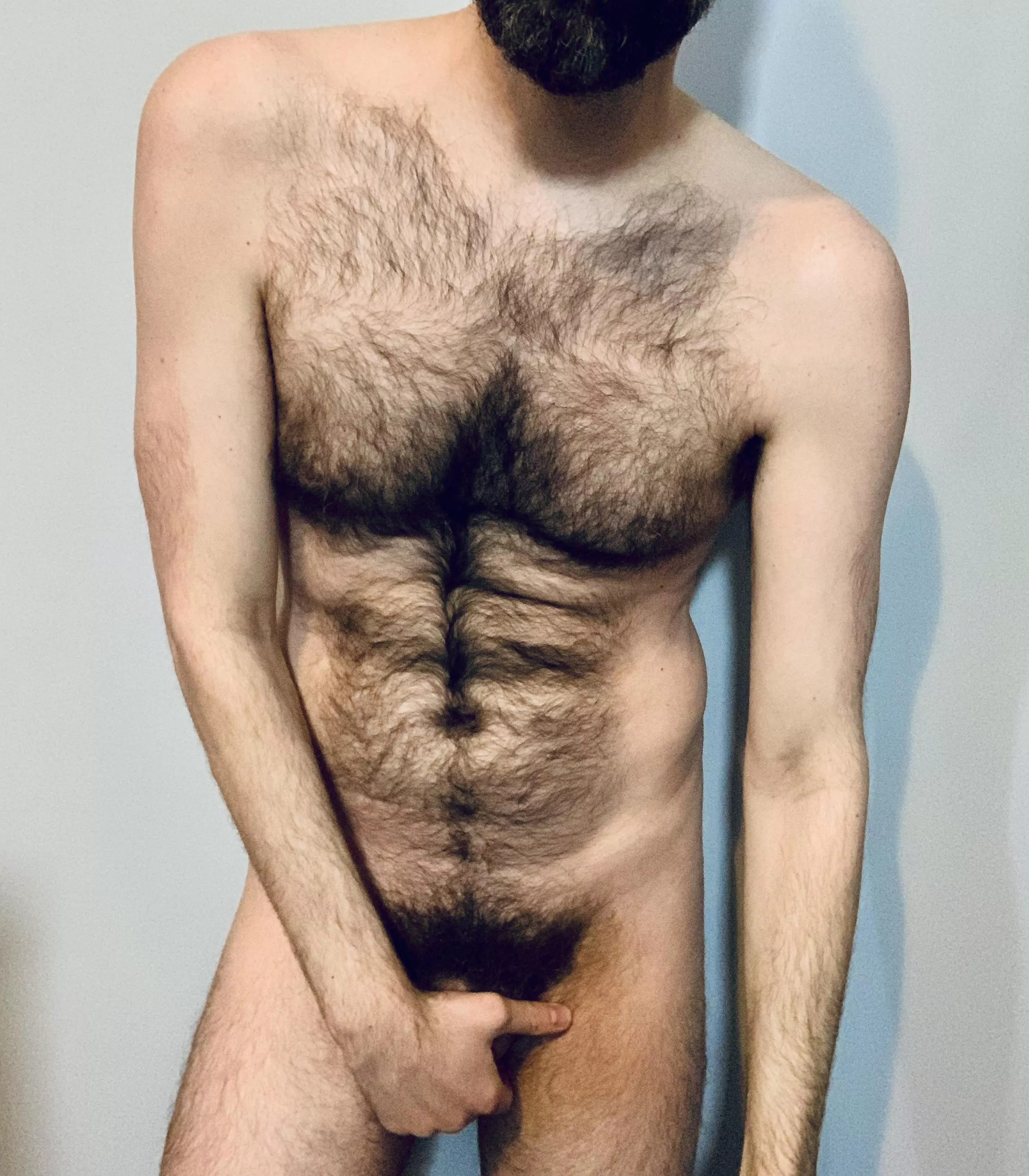 Should I wash the butt off my beard and bush or let that lunchtime hookup smell hang the rest of the day?