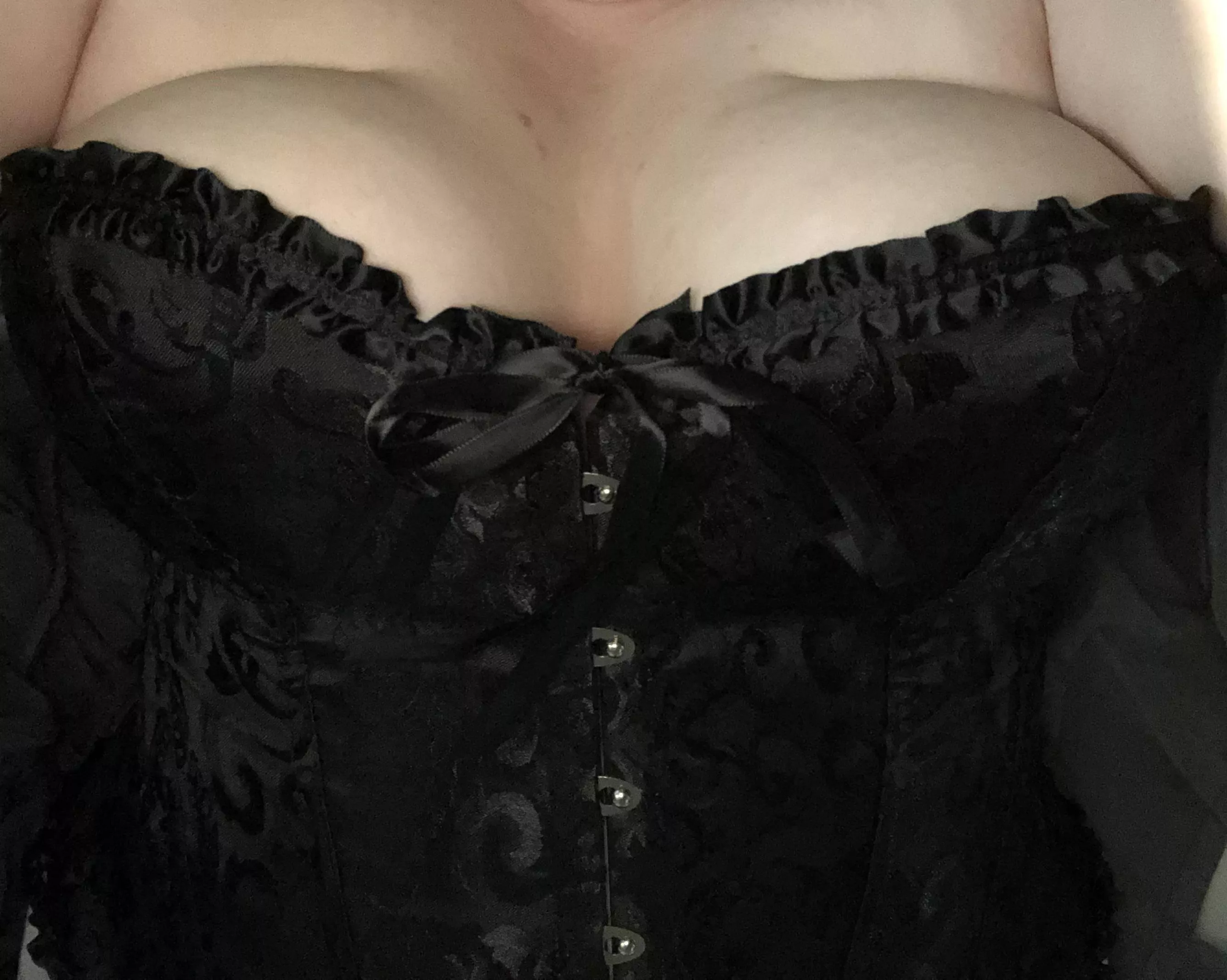 Slowly getting out of my comfort zone and putting myself out there