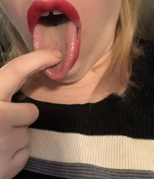 Something’s missing on my tongue. Care to take a guess 😘 or better yet show me