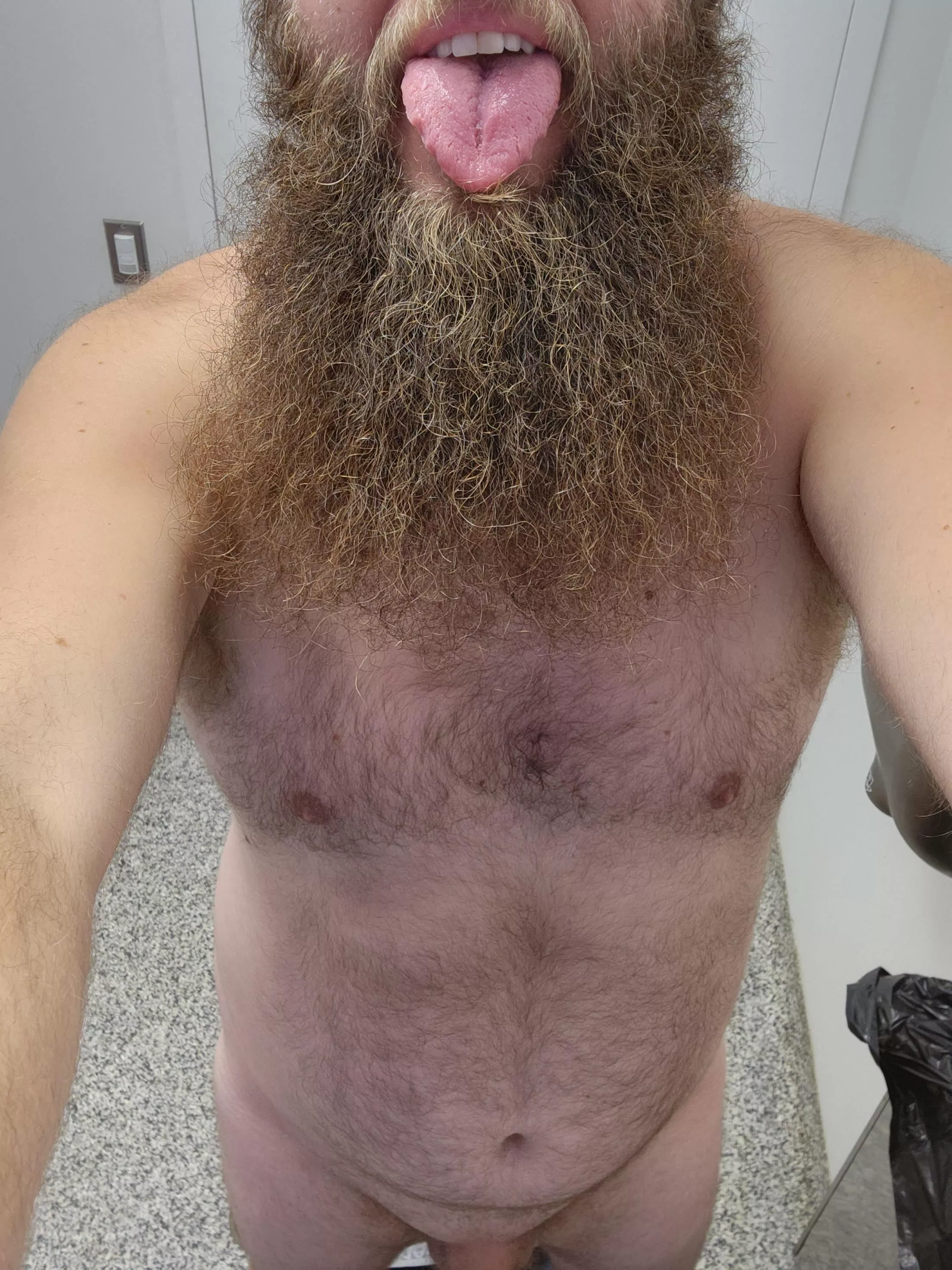 Taking nudes at work. 🐻😎