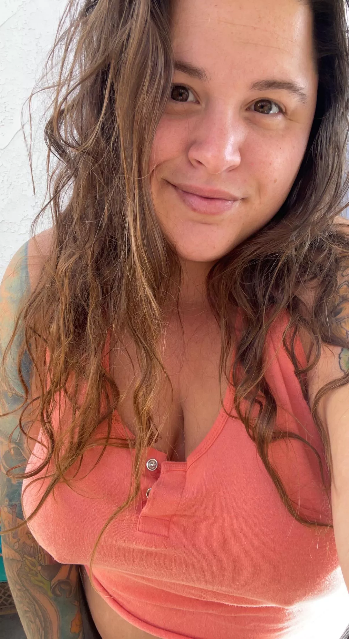 tatted bbw stoner with big natural titties