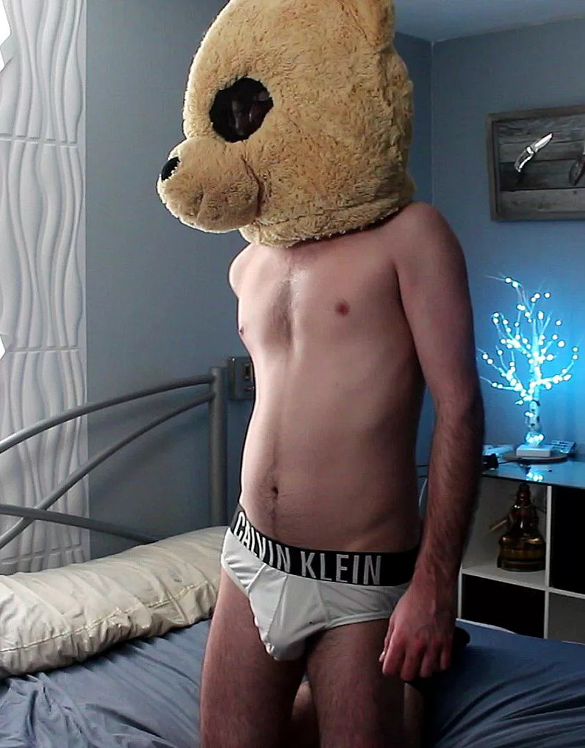 this picture is not the top quality, but here's my new briefs 😊