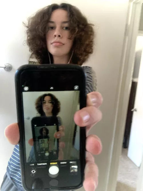 Thought my lips looked a little cute 🥰