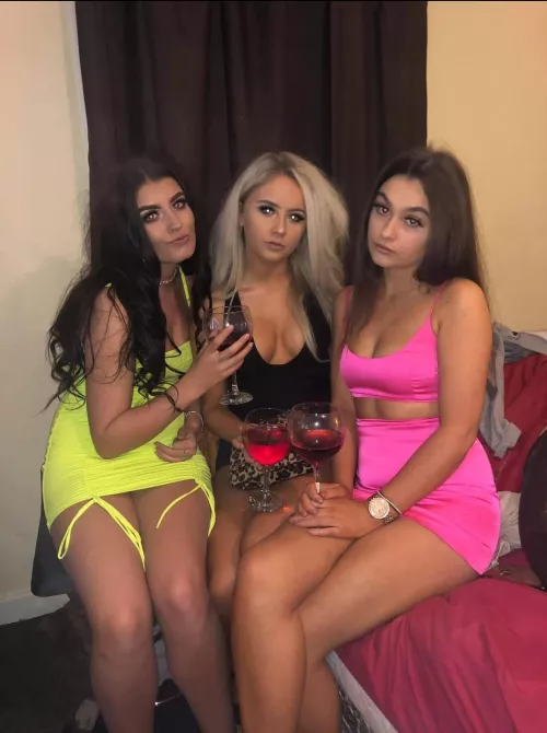 Trio again- which colour gets it?